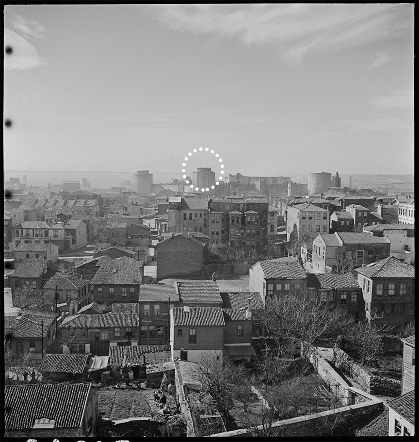The opposite view towards Yedikule (east tower is circled) from the minaret of Imrahor Camii, looking west over the Samatya neighborhood, February 1937, photo by Nicholas Artamonoff 