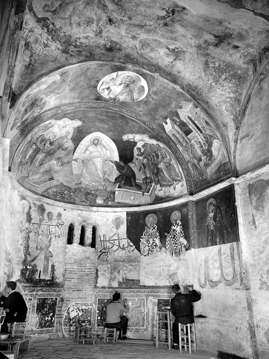 Carroll Wales on the far left restoring the frescoes in the parekklesion at Kariye Camii, 1953 